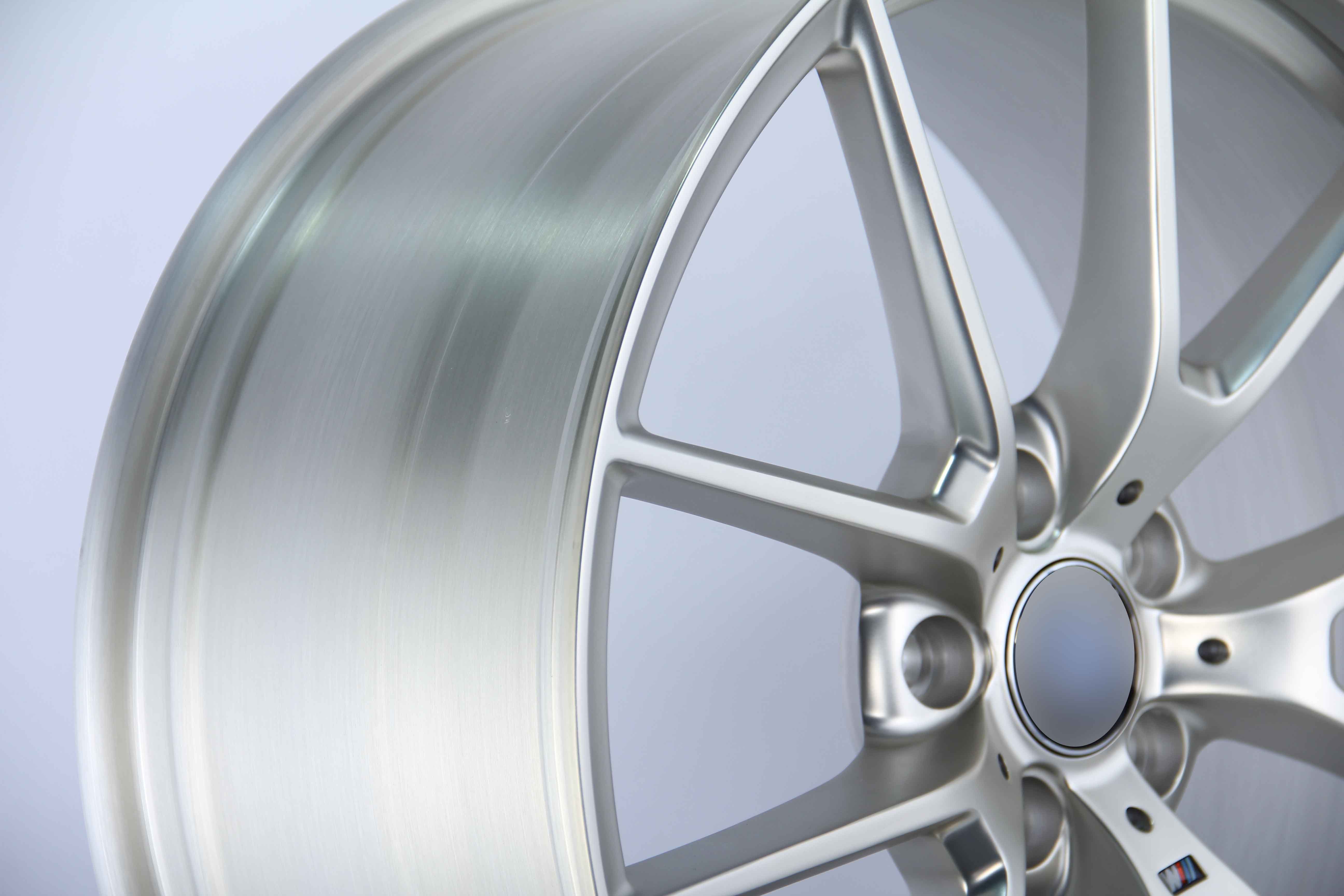 20インチ スタイル 763M フローズンゴールド M パフォーマンス