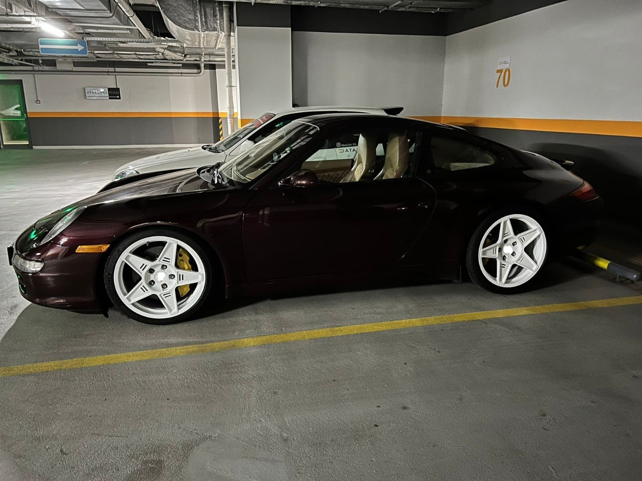505M We produced premium quality forged wheels rims for PORSCHE 911 997.1 Our wheels sizes: Front 19 x 8 ET 50 Rear 19 x 11 ET 52 Finishing: Glossy White Forged wheels can be produced in any wheel specs by your inquiries and we can provide our specs