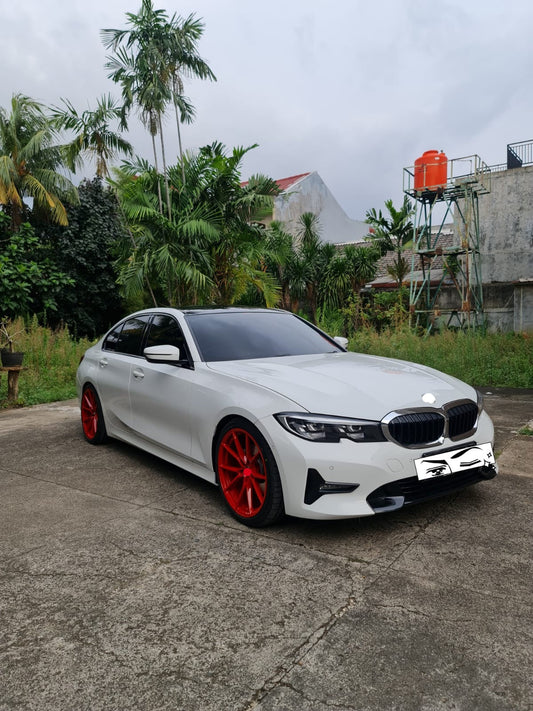 We produced premium quality forged wheels rims for  BMW 3 SERIES G20  Our wheels sizes:   Front 19 x 8.5 ET 25  Rear 19 x 9.5 ET 35  Finishing: Candy Red  Forged wheels can be produced in any wheel specs by your inquiries and we can provide our specs