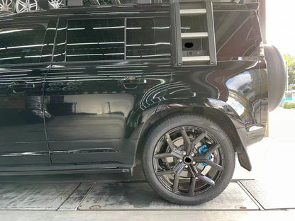 We produced premium quality forged wheels rims for  LAND ROVER DEFENDER L663  Our wheels sizes:   Front 22 x 9 ET 44.5  Rear 22 x 9 ET 44.5  Finishing: Glossy Black  Forged wheels can be produced in any wheel specs by your inquiries and we can provide our specs