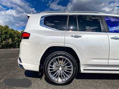 We manufacture premium quality forged wheels rims for   TOYOTA LAND CRUISER 300 LC 300 in any design, size, color.  Wheels size: 22 x 9.5  PCD: 6 X 139.7  CB: 95.1  Forged wheels can be produced in any wheel specs by your inquiries and we can provide our specs