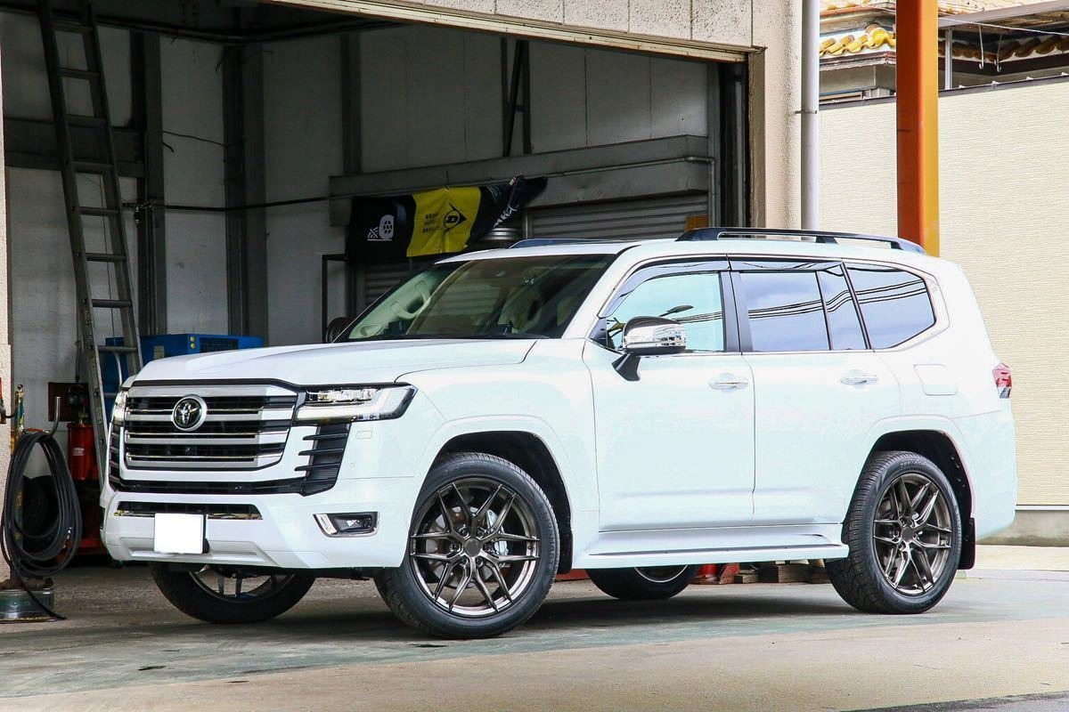 トヨタ ランドクルーザー 300 V22 用鍛造ホイールリム – Forza Performance Group JP