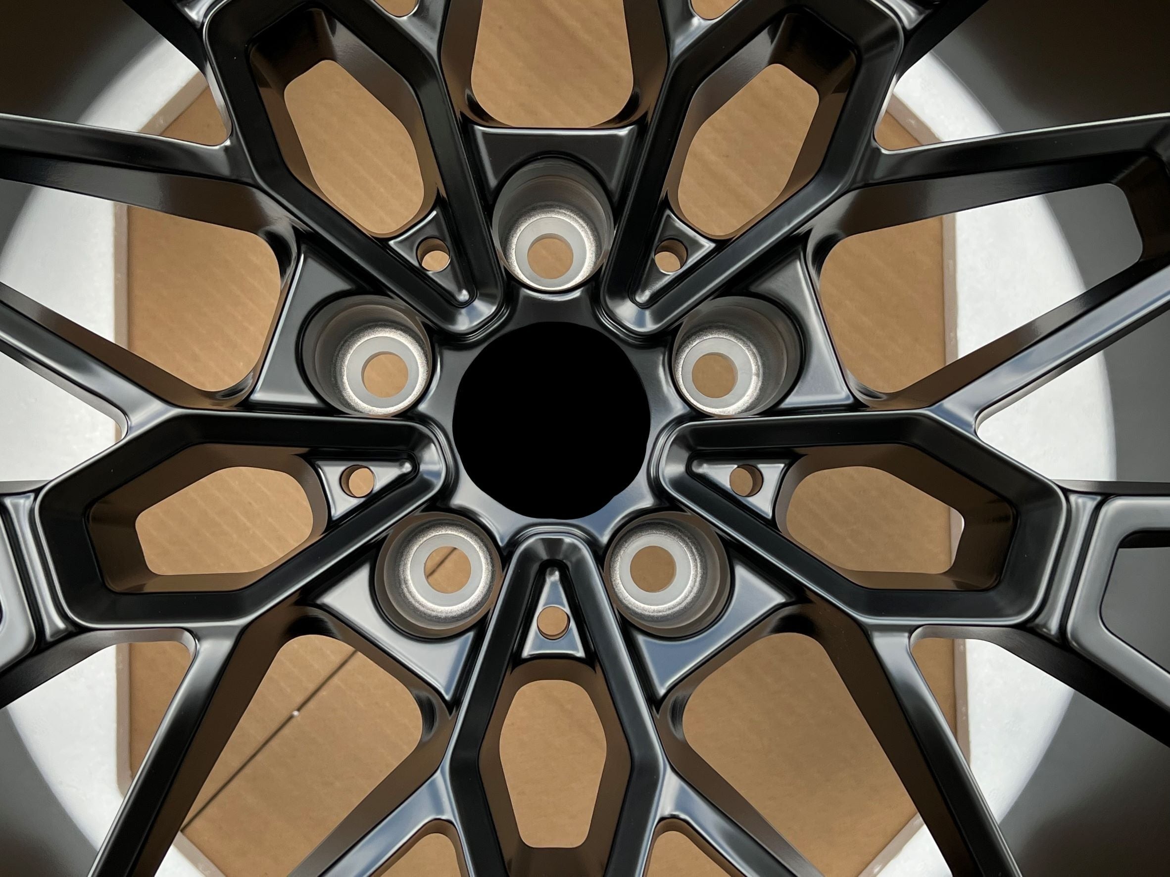 827M BMW M4 G82 G83用新品OEM鍛造ホイールリム – Forza Performance