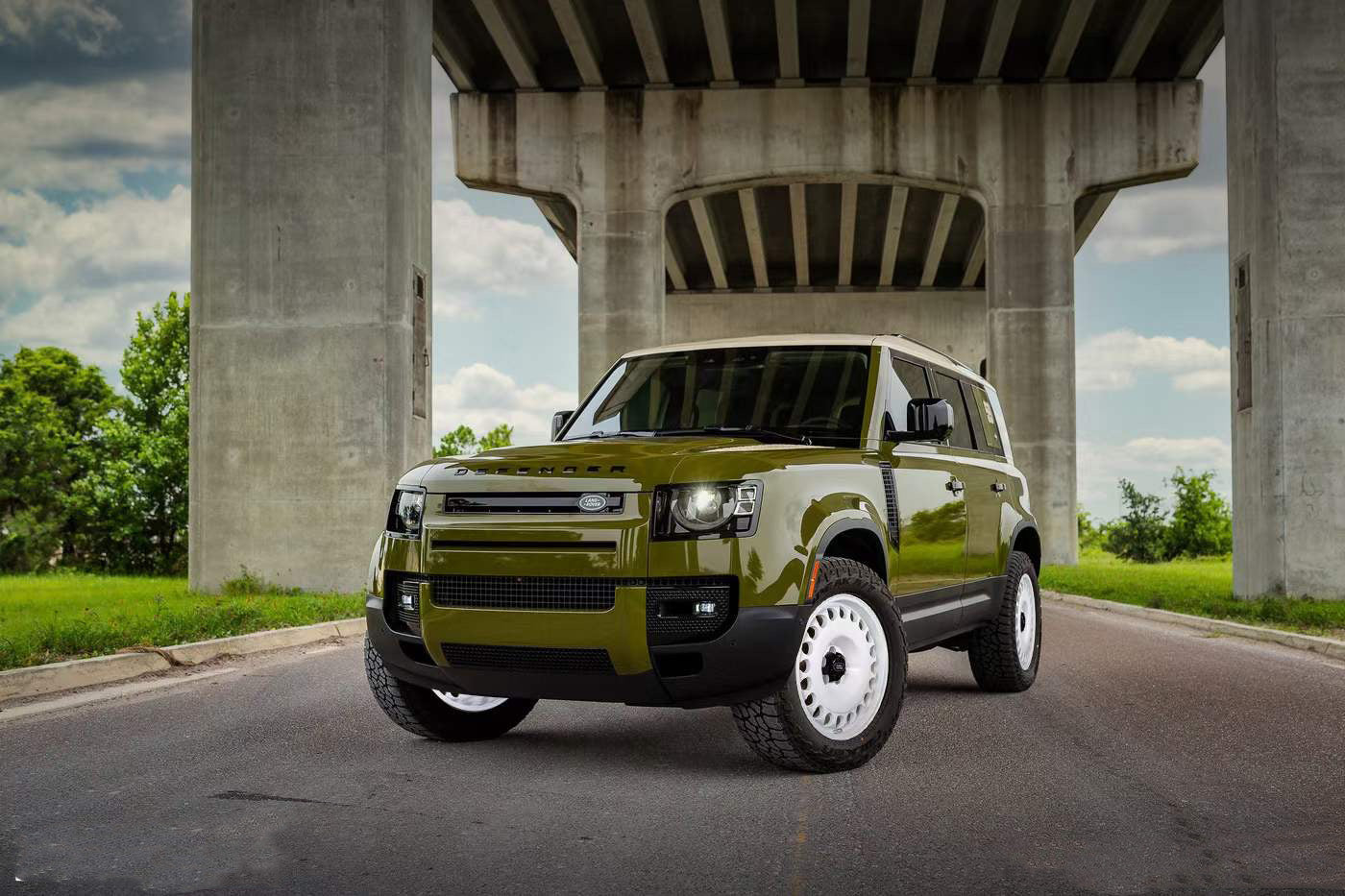 ランドローバー ディフェンダー 2020+ 用 18 インチ レトロ