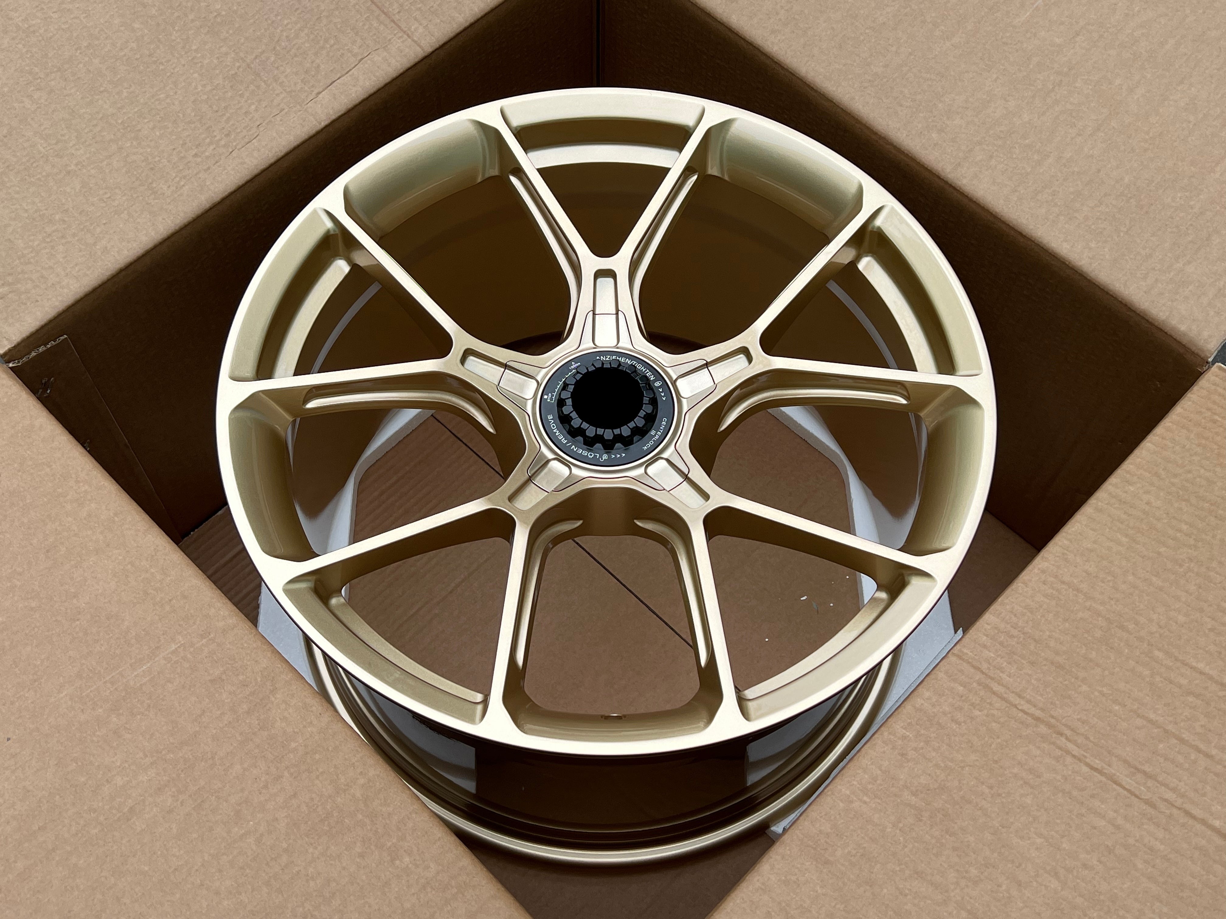 ポルシェ 911 GT3 992 用 OEM スタイル鍛造ホイールリム – Forza