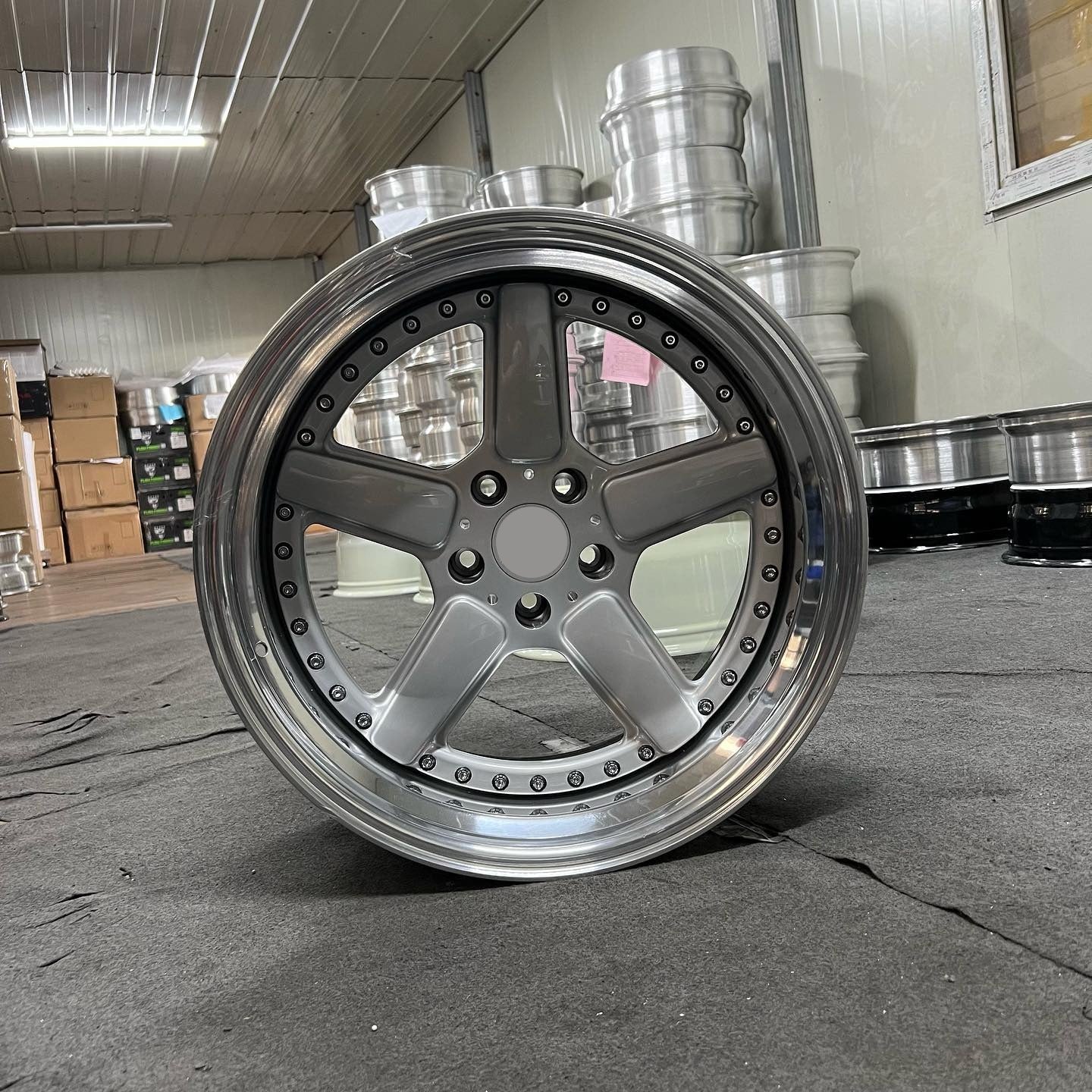 BMW E31 8シリーズ用3ピース鍛造ホイール