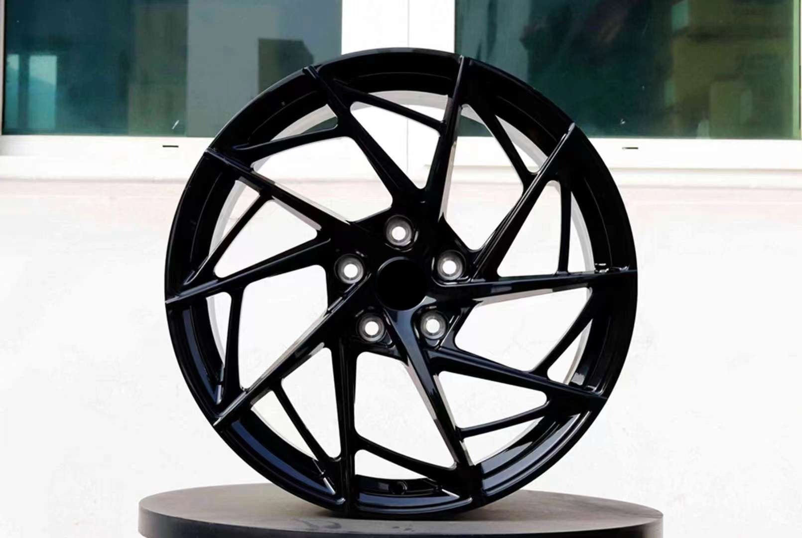 tesla aftermarket wheels 